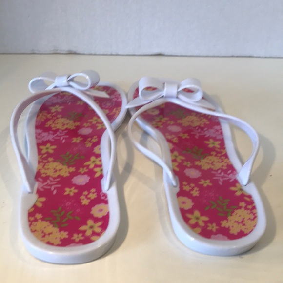 European White Plastic Sandals With Bow Size 10 - Picture 3 of 5